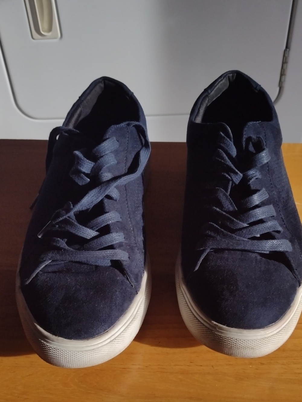 Men's Navy Suede Casual Sneakers - Classic Low-Top